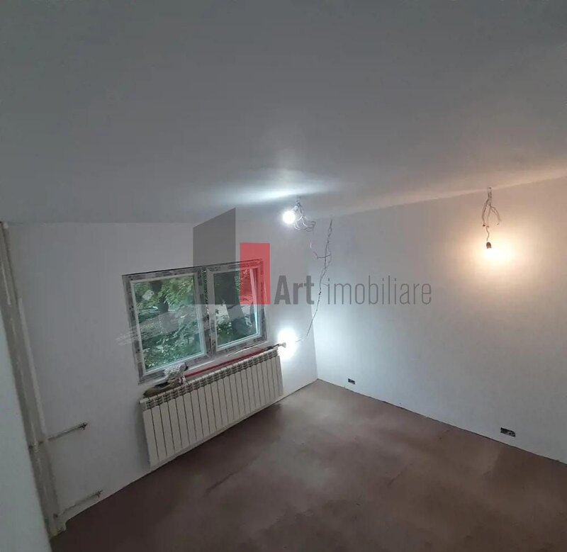 Drumul Gazarului - Giurgiului Vanzare apartament 2 camere semidecomandat